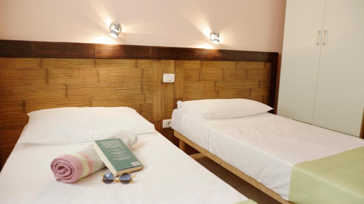 Camping Zocco Manerba del Garda Luaran gambar