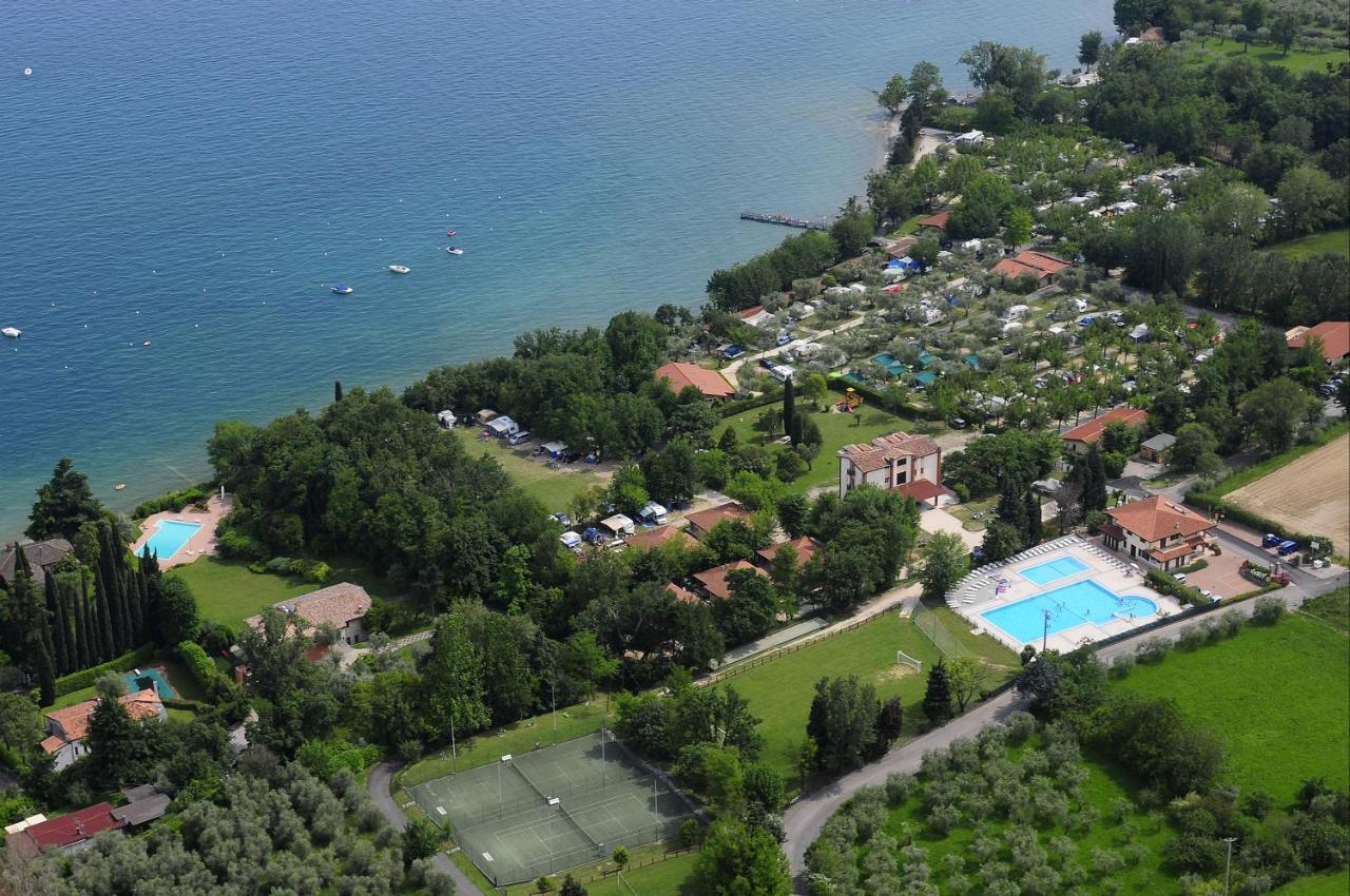 Camping Zocco Manerba del Garda Luaran gambar