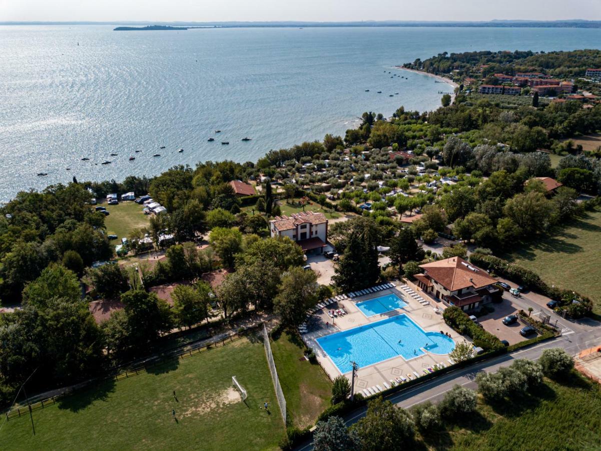 Camping Zocco Manerba del Garda Luaran gambar
