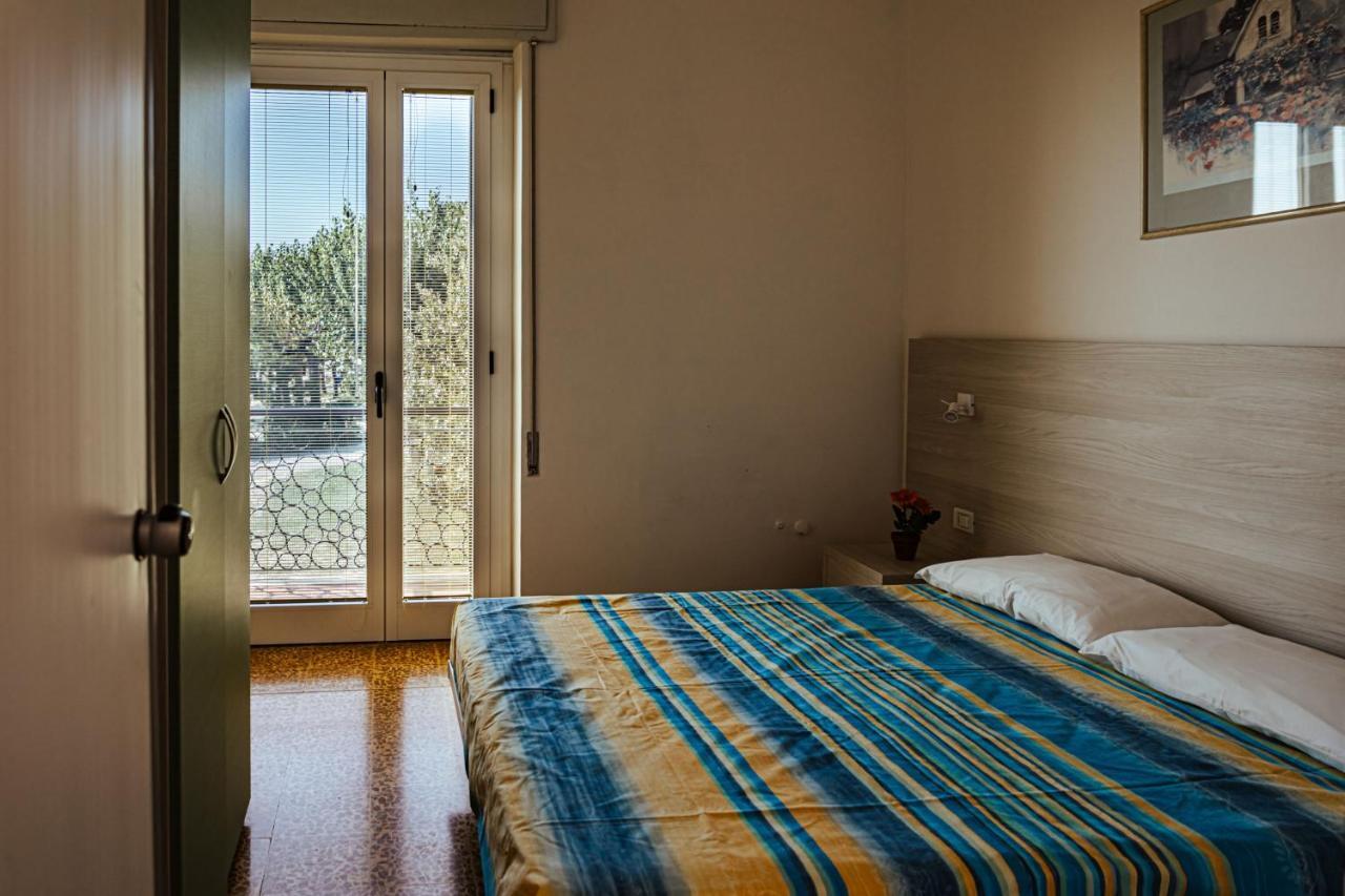 Camping Zocco Manerba del Garda Luaran gambar